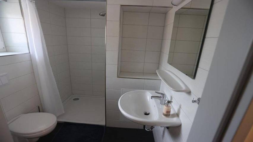 Ferienpark für 6 Personen, mit Garten und Ausblick sowie Seeblick, mit Haustier in Sachsen-Anhalt - 4