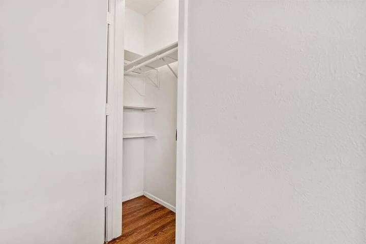 Vacation rental for 4 people, with yard and balcony in Arlington