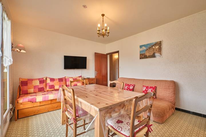 Ganzes Studio, Lans En Vercors: 2-Zimmer-Apartment mit Bergblick und Balkon in Lans-en-Vercors, Parc naturel régional du Vercors