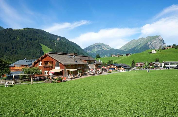Maison d’hôte pour 2 personnes, avec Terrasse et Jardin à Schoppernau