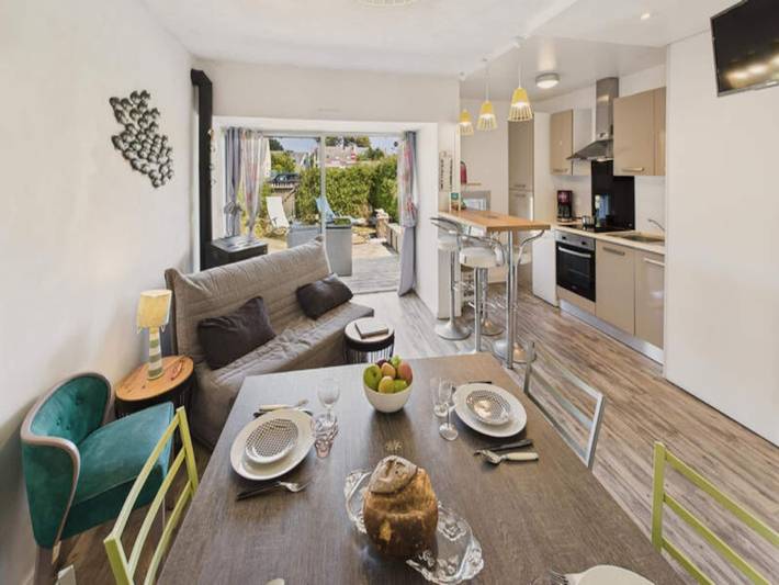 Gîte pour 4 personnes, avec jardin à Île-Tudy - 3