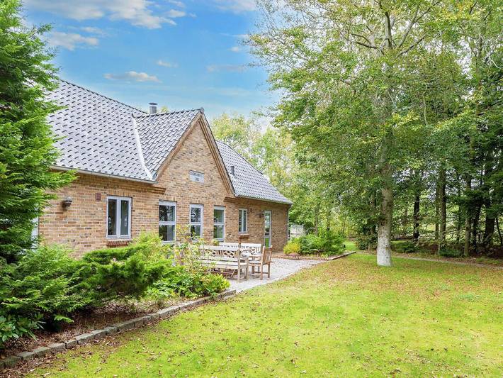 Ferienhaus für 8 Personen, mit Terrasse, kinderfreundlich in Serup Strand