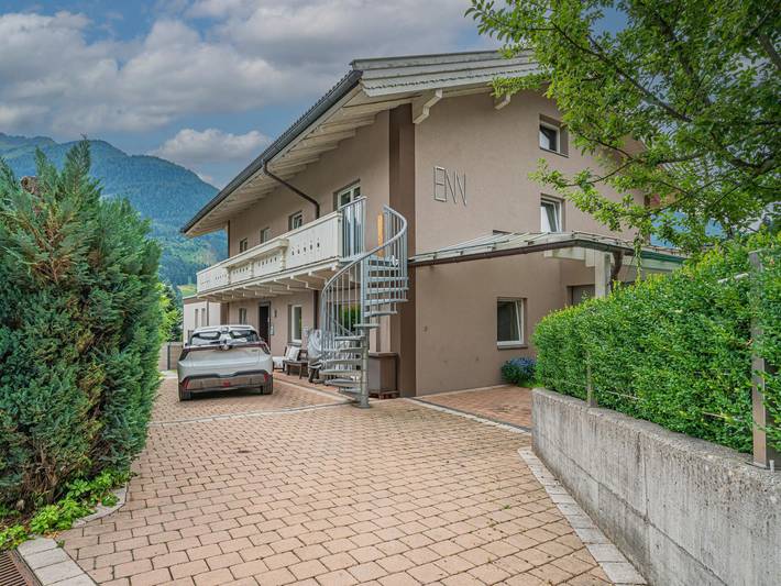 Ferienhaus für 10 Personen, mit Balkon in Neukirchen am Großvenediger