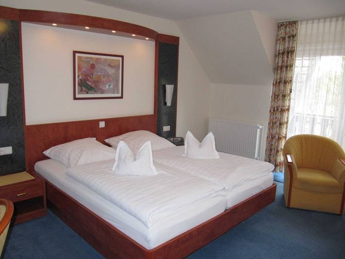 Hotel für 3 Personen, mit Terrasse und Garten in Bad Bevensen - 2