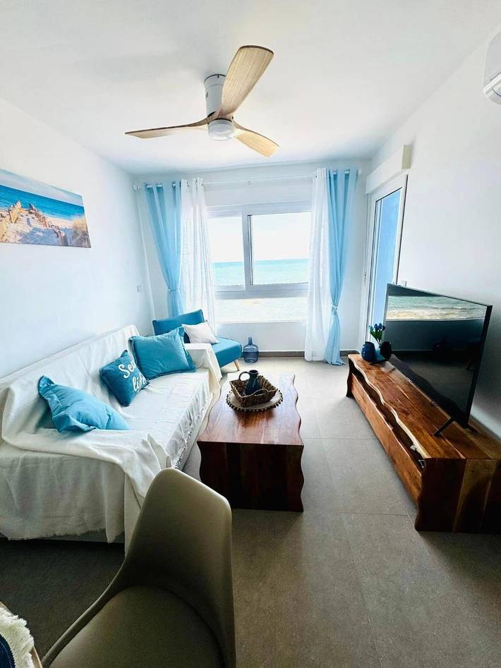 Entire apartment, Apartment 'Encanto Del Mar La Manga, Sea View' with Sea View, Wi-Fi and Air Conditioning in Playa del final de la manga (La Manga), San Javier