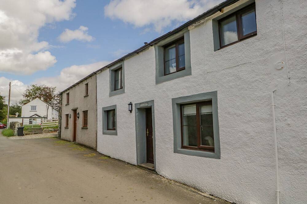 Log Cabin for 2 People in Bassenthwaite, Cumbria