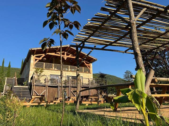 Hôtel pour 2 personnes, avec Terrasse ainsi que Jardin et Vue