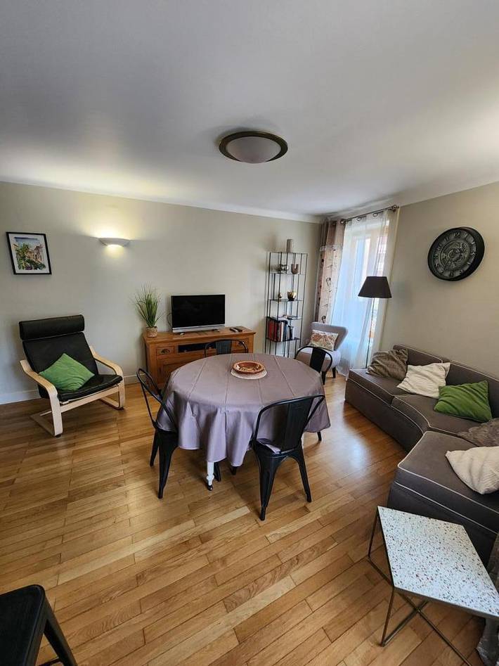 Gîte pour 5 personnes, avec Vue à Salins-les-Bains