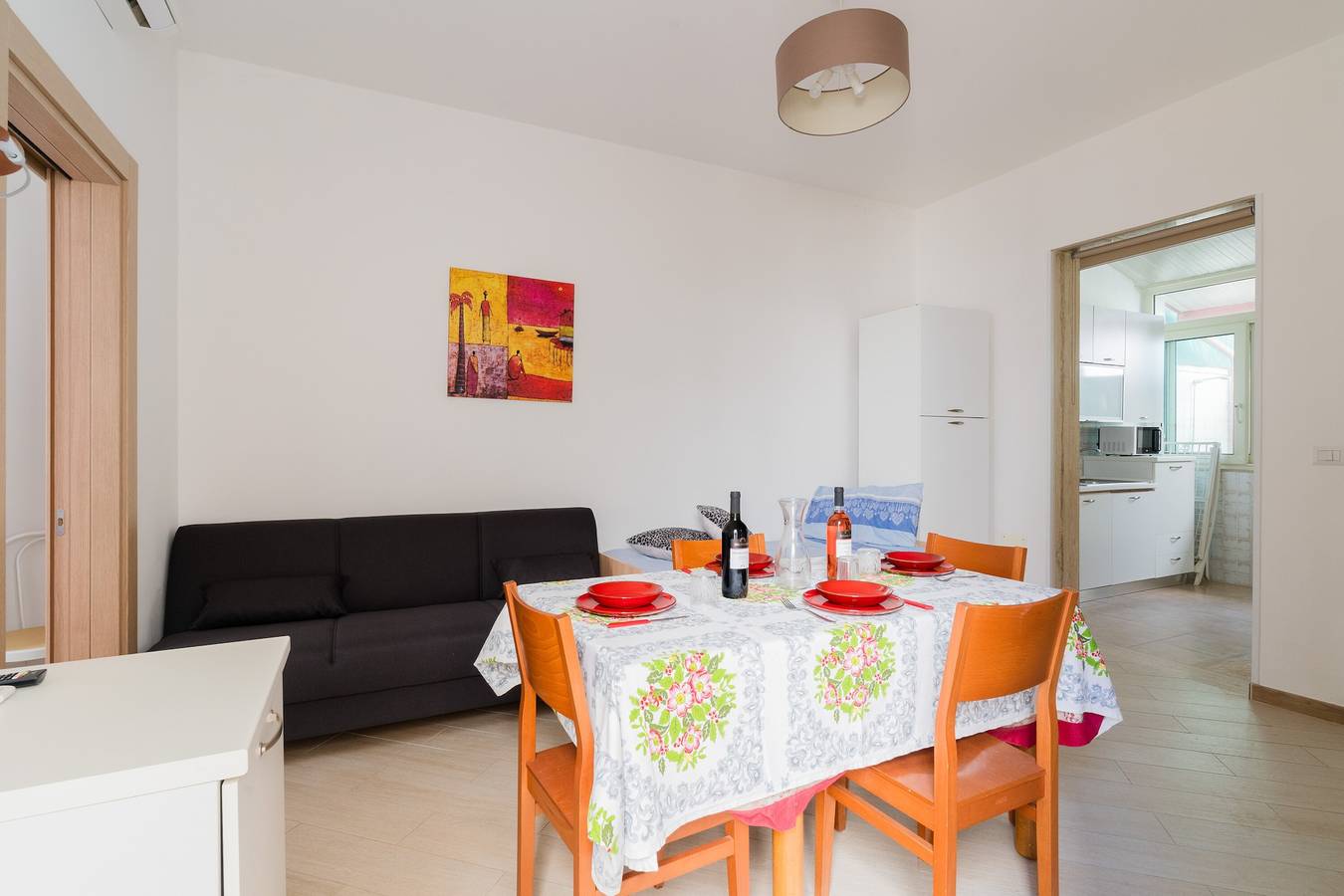 Ferienhaus 'Lu Sule Lu Mare Lu Ientu 2' mit privatem Garten, Wlan und Klimaanlage in Porto Cesareo, Golf von Tarent