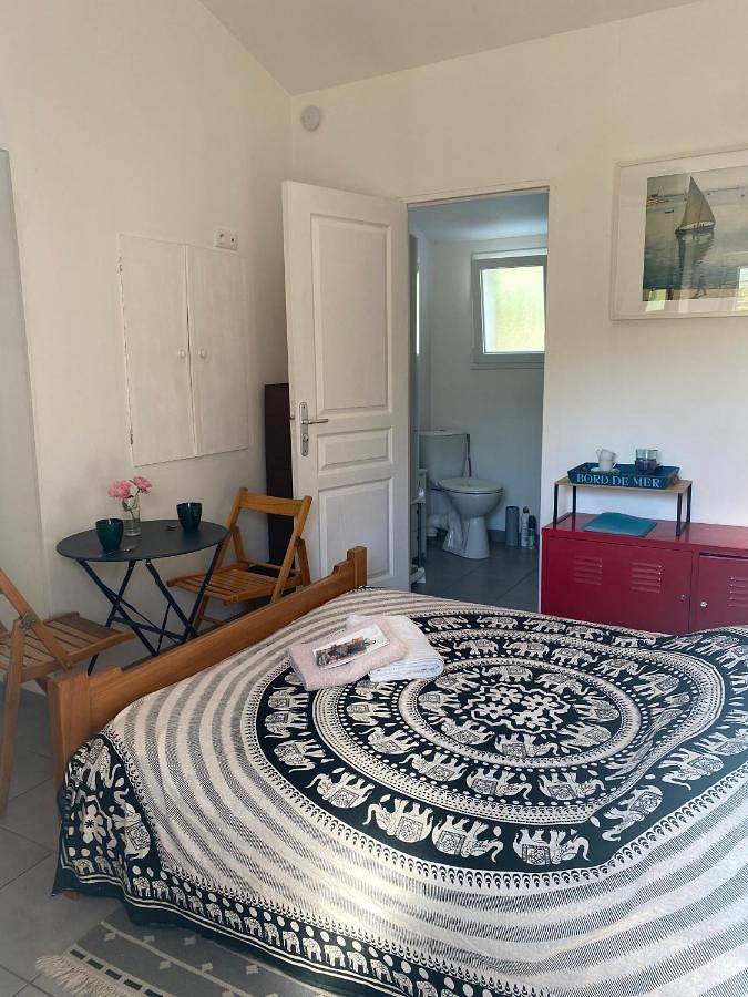 Maison d’hôte pour 2 personnes, avec terrasse et jardin sur l' Île d'Oléron - 2
