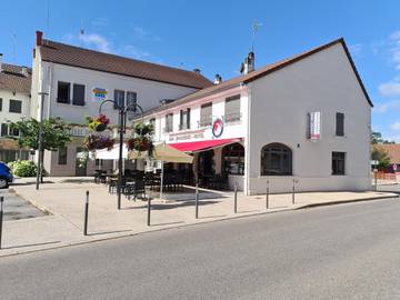 Hôtel pour 2 personnes, avec vue et terrasse à Branges