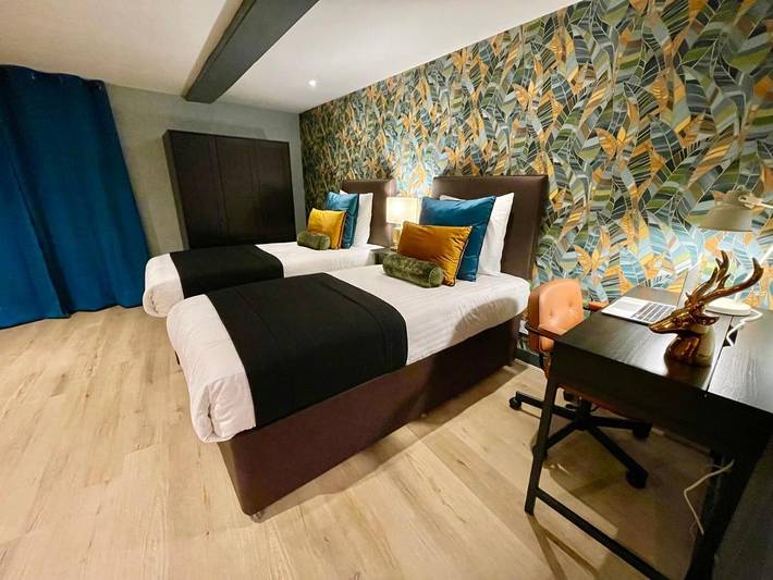 Hôtel pour 2 personnes, avec sauna ainsi que terrasse et jacuzzi à Auzelles - 2