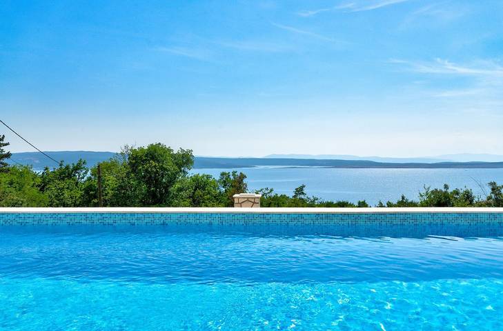 Ferienwohnung für 4 Personen, mit Terrasse und Garten sowie Pool in Crikvenica - 2