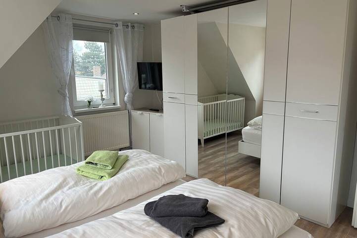 Gemütliches Ferienhaus im Harz – eingezäunt, hundefreundlich & mit Kamin in Darlingerode, Ilsenburg