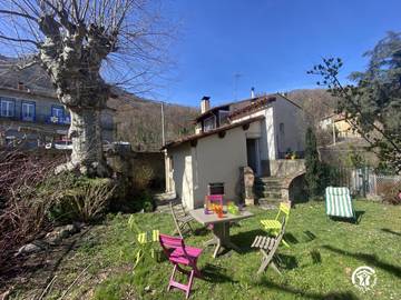 Gîte pour 5 personnes, avec jardin, animaux acceptés à Sahorre