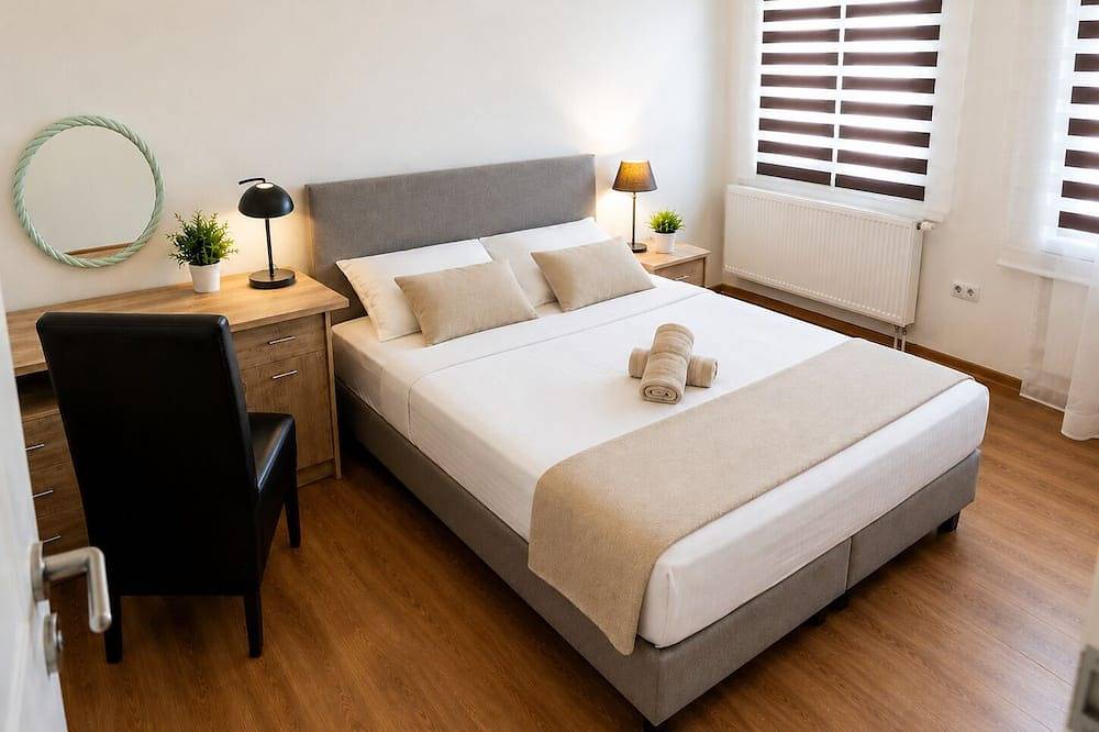 Spacious 7-bedroom house apartment for up to 16 ppl + free Tommorrowland shuttle in Antwerpen, Antwerpen und Umgebung