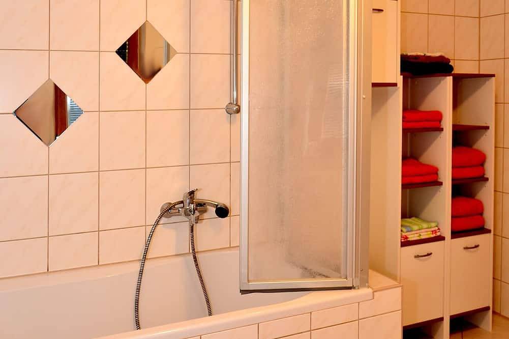 Ganze Wohnung, Komfortable große Ferienwohnung bei Dresden (85qm) gratis Wlan -Am Schwedenstein in Ohorn, Oberlausitz-Niederschlesien
