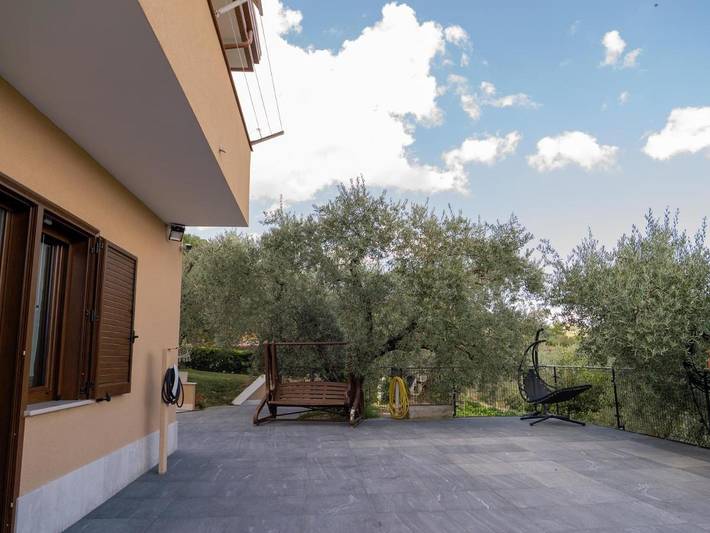 Gîte pour 6 personnes, avec vue ainsi que jardin et piscine, animaux acceptés à Ariano Irpino - 4