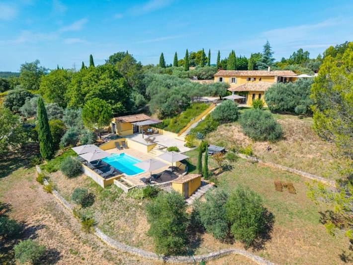 Chambre d’hôte pour 2 personnes, avec terrasse et vue ainsi que jardin et piscine à Roussillon - 4