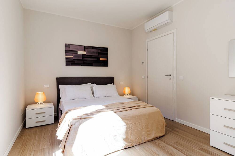 Appartamento intero, Casa Chiara| Wifi Stazione Parcheggio| centro Modena in Modena, Provincia di Modena