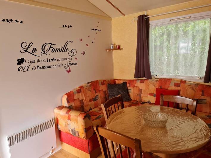 Camping pour 4 personnes, avec jardin et sauna ainsi que bassin pour enfant et piscine, adapté aux familles à Saint-Denis-d'Oléron - 3