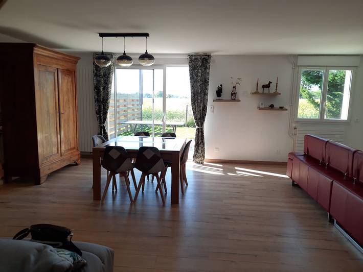 Gîte pour 6 personnes, avec terrasse et jardin