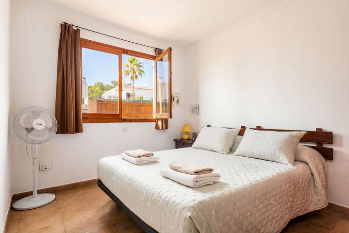 Casa de vacaciones para 4 personas, con Terraza y Jardín en Menorca - 3