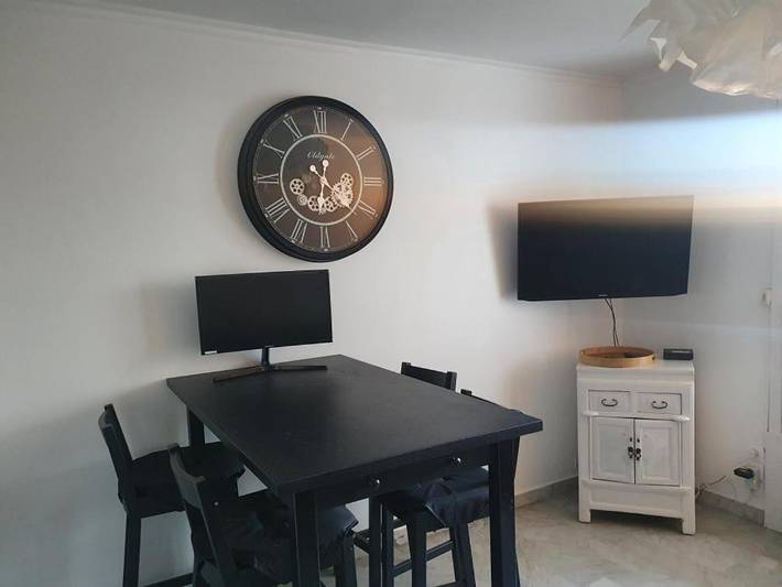 Gîte pour 2 personnes, avec jardin et vue, animaux acceptés dans Etang De L Or - 3