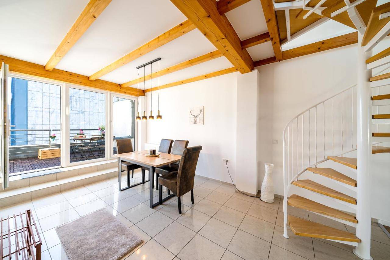 Ganze Wohnung, One-Bedroom Apartment in Hannover Mitte, Hannover