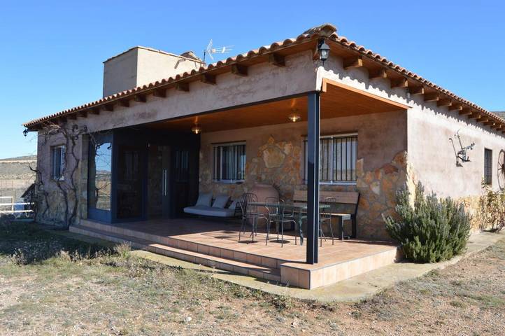 Casa rural para 4 personas, con vistas y jardín en Comarca de Teruel - 3