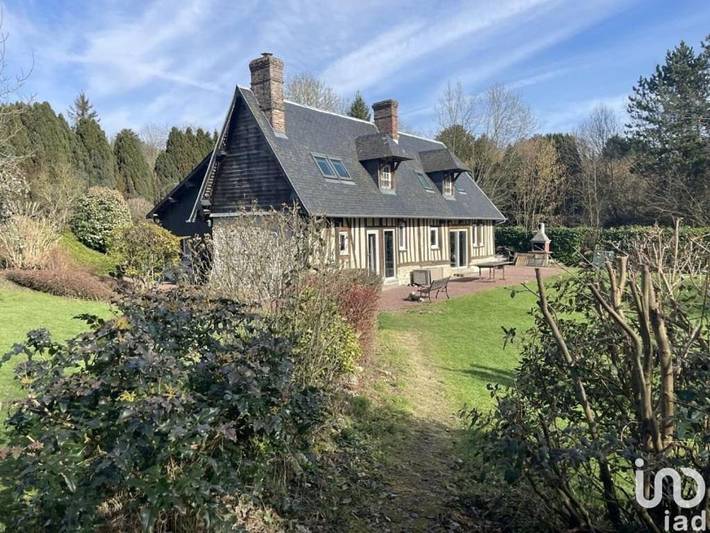 Location de vacances pour 4 personnes, avec Jacuzzi et Terrasse ainsi que Jardin et Sauna à Hermival-les-Vaux