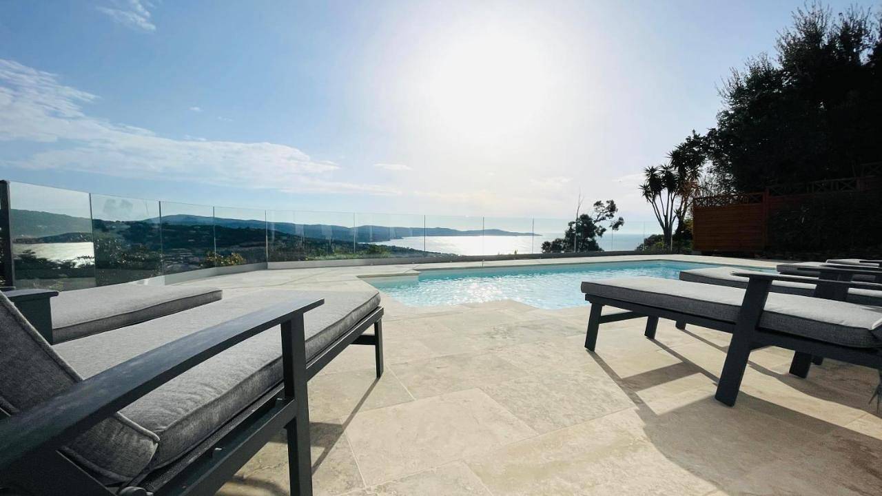 Villa Cacharelle - Splendide vue Mer - Piscine privée in Cavalaire-sur-Mer, Côte méditerranéenne (France)