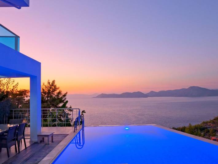 Ferienhaus für 8 Personen, mit Pool und Garten in Fethiye