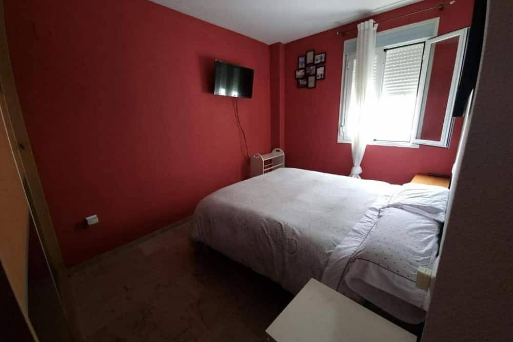 Entire apartment, Orchard Apartment in Lucena, Sierras Subbéticas