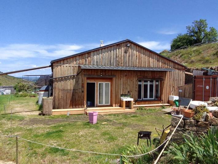 Location de vacances pour 11 personnes, avec jardin et vue dans Sarras