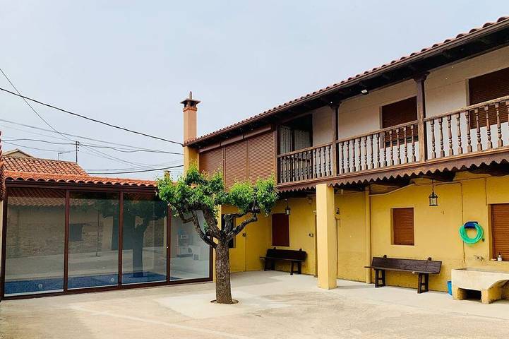 Casa de vacaciones para 11 personas, con jacuzzi y jardín - 1