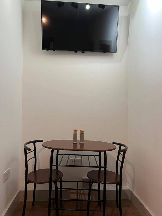 Entire apartment, Two-Bedroom Apartment in Warrington, Cheshire