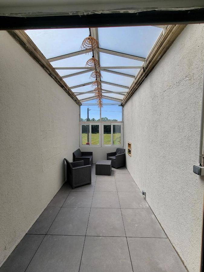 Appartement de vacances pour 6 personnes, avec Balcon ainsi que Terrasse et Vue dans Centre équetre Jura-Sud