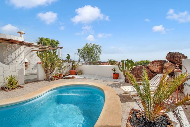 Villa für 4 Personen, mit Meerblick und Seeblick sowie Ausblick und Garten auf den Kanaren - 2