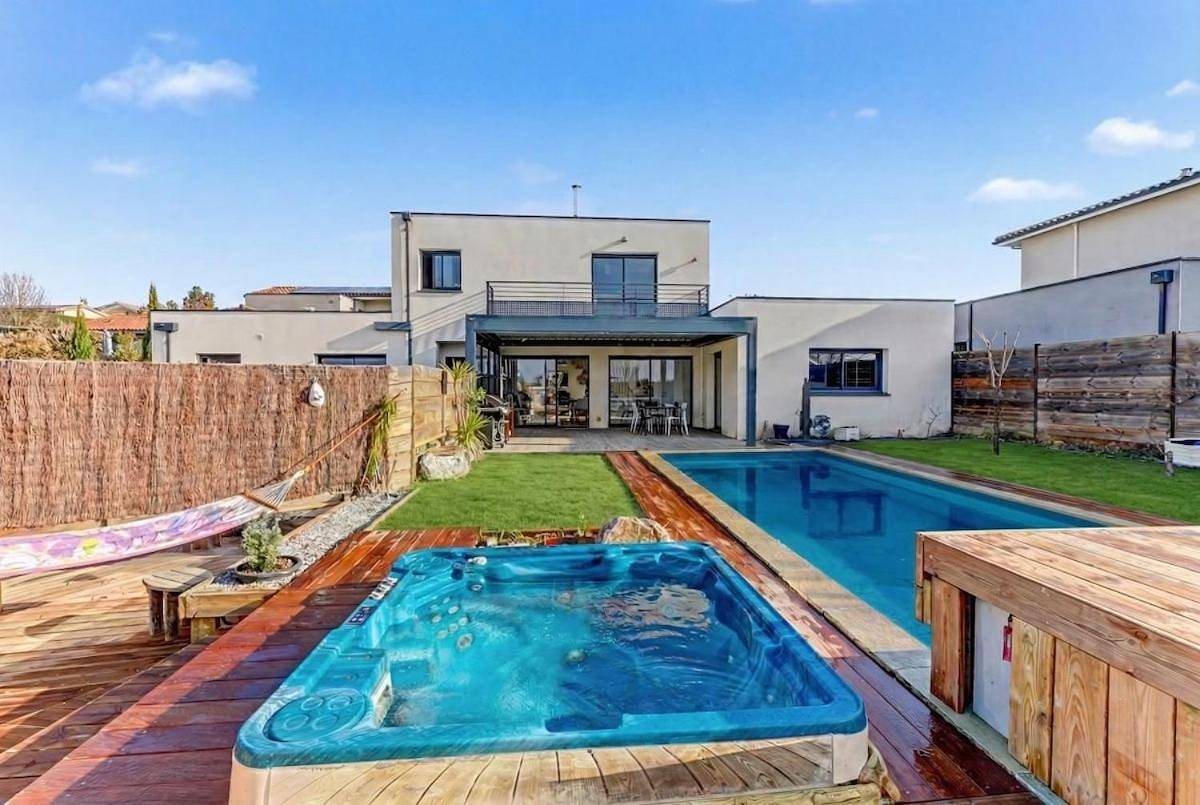 Belle villa avec piscine et spa a lauzerville in Drémil-Lafage, Toulouse et ses environs