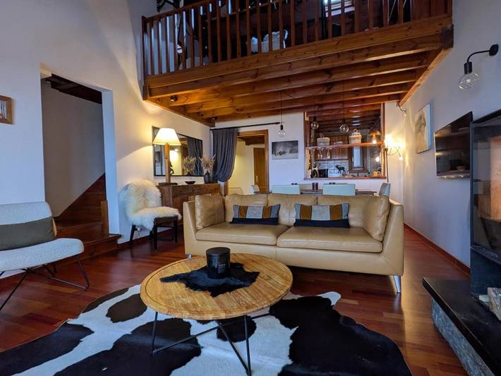 Gîte pour 10 personnes, avec piscine ainsi que jacuzzi et jardin à Angoustrine-Villeneuve-des-Escaldes - 4