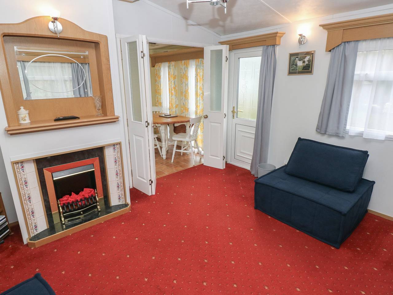 Rose Villa Caravan in Carmarthenshire