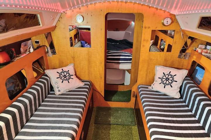 Péniche pour 4 personnes, animaux acceptés en Normandie - 2