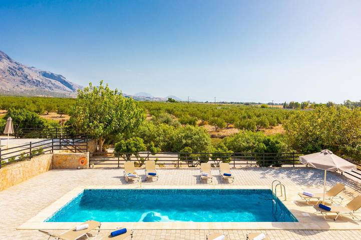 Ferienhaus für 9 Personen, mit Meerblick und Terrasse sowie Garten in Griechenland - 3