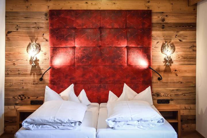 Ferienhaus für 3 Personen, mit Sauna und Whirlpool sowie Balkon, kinderfreundlich in Tirol - 4