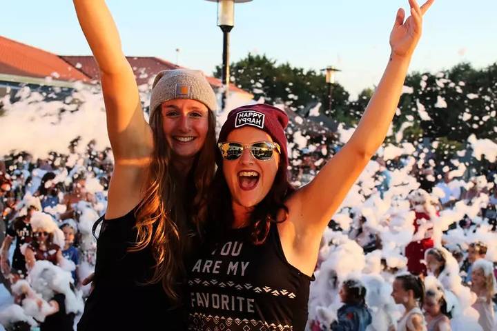 Camping pour 8 personnes, avec sauna ainsi que piscine et terrasse aux Les Sables-d'Olonne - 3