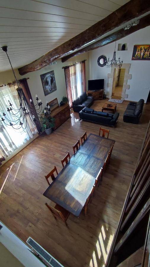 Six-Bedroom House in Monestier, Périgord Pourpre