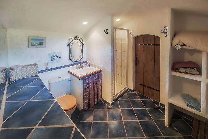 3 bedroom beautiful home in Roquebrun in Roquebrun, Béziers und Umgebung