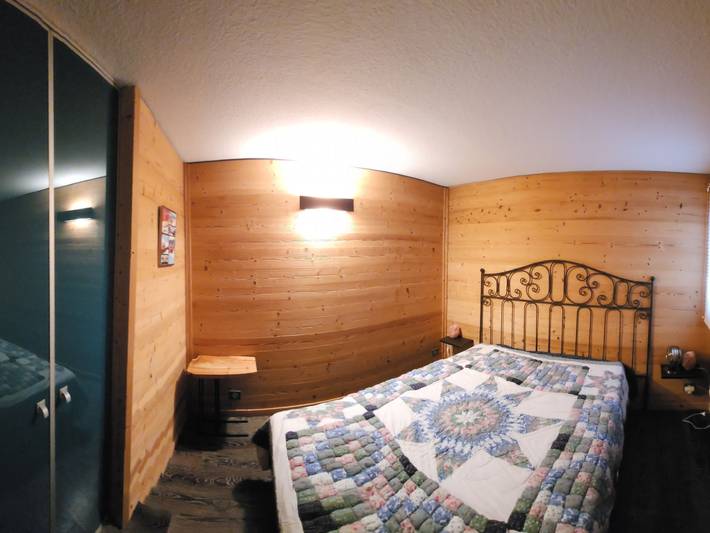 Gîte pour 5 personnes, avec balcon dans Doucy-Combelouvière - 3