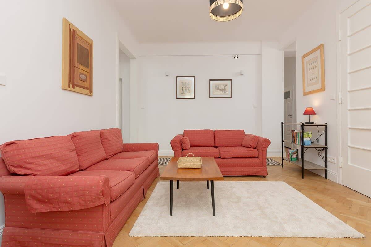 Appartement entier, Stylish Apartment in the Center | Balcony, Workspace in Varsovie Śródmieście, Varsovie